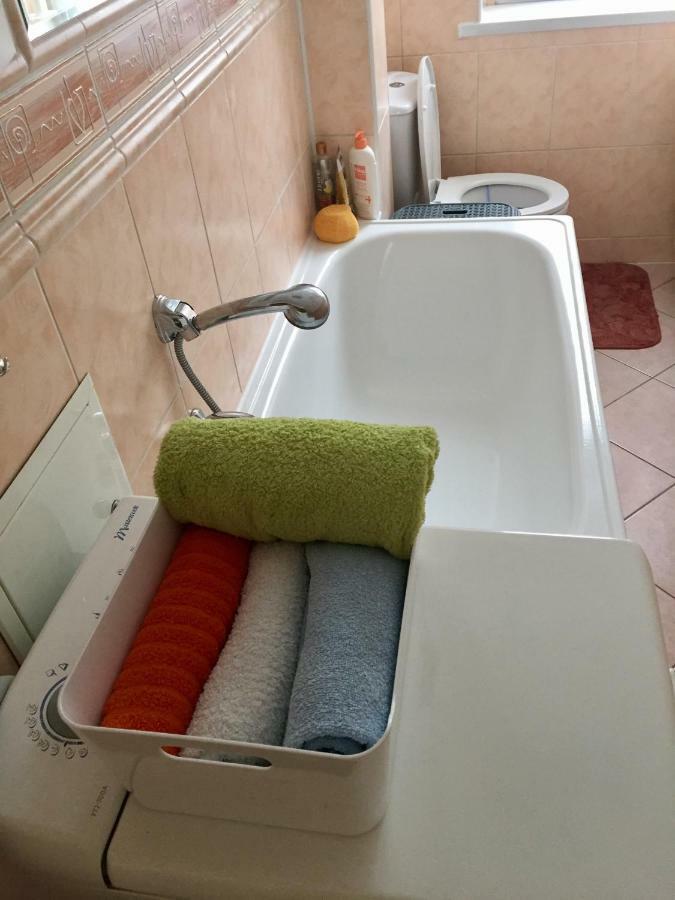 Apartament Joanna Parter Blisko Onkologii I Strefy Ekonomicznej Hlivice Exteriér fotografie